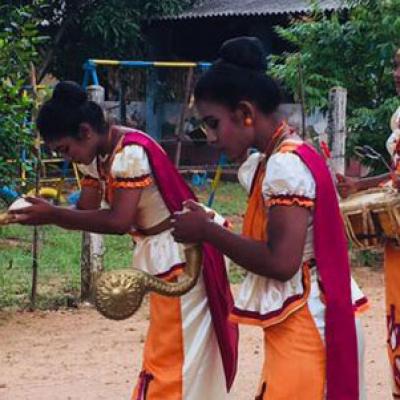 පාසල් තූර්ය  වාදක  කණ්ඩායම